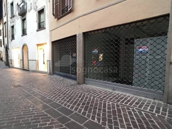 negozio in affitto a Clusone
