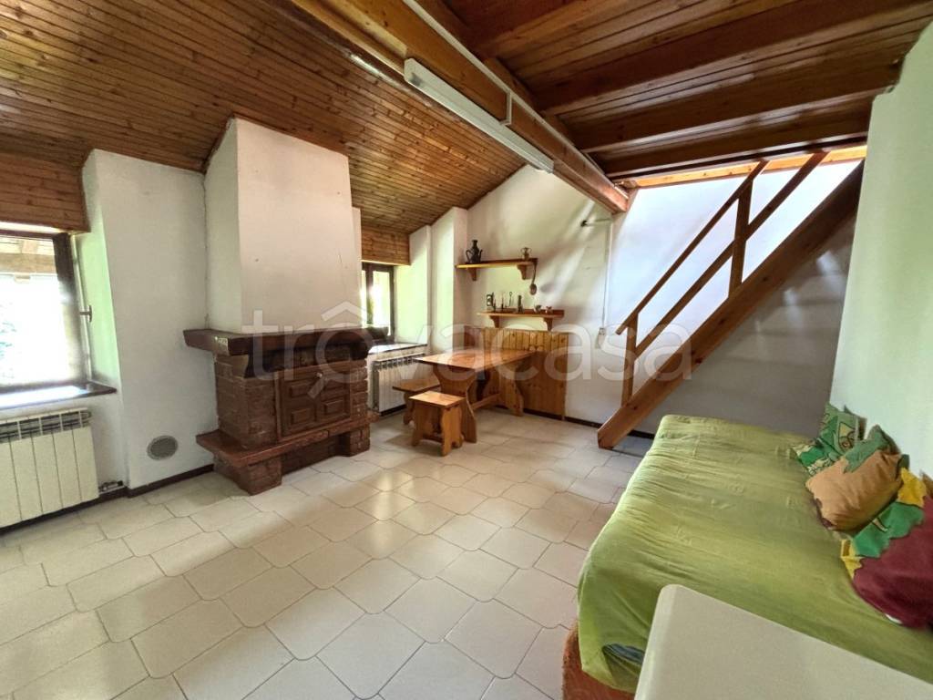 appartamento in affitto a Clusone