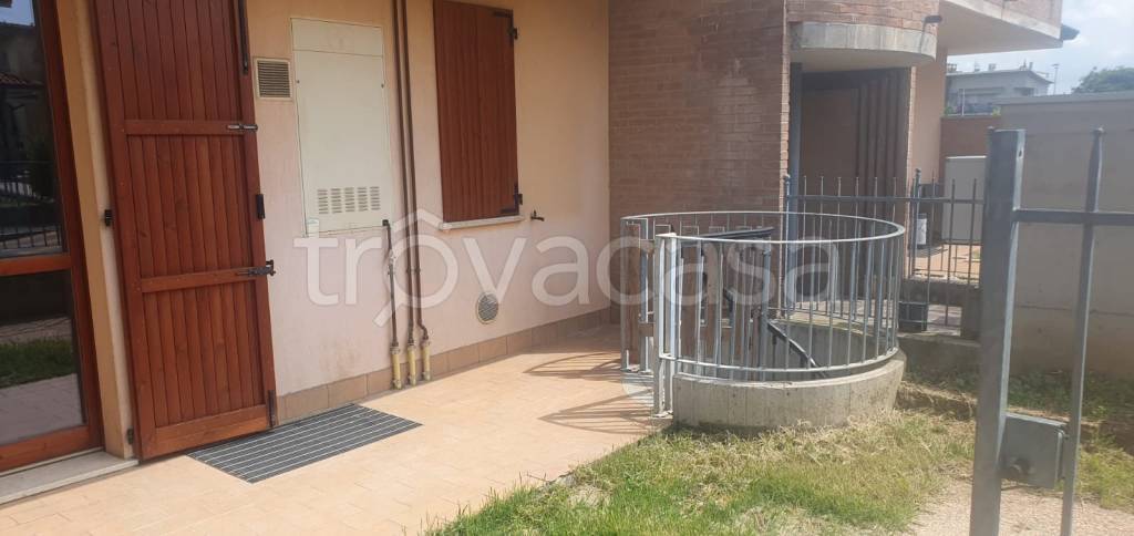 appartamento in affitto a Comun Nuovo