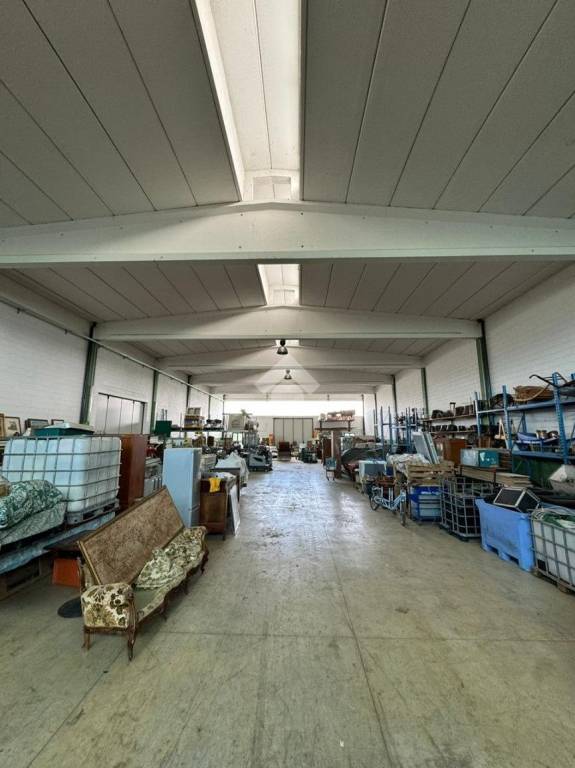 locale commerciale in affitto a Costa di Mezzate