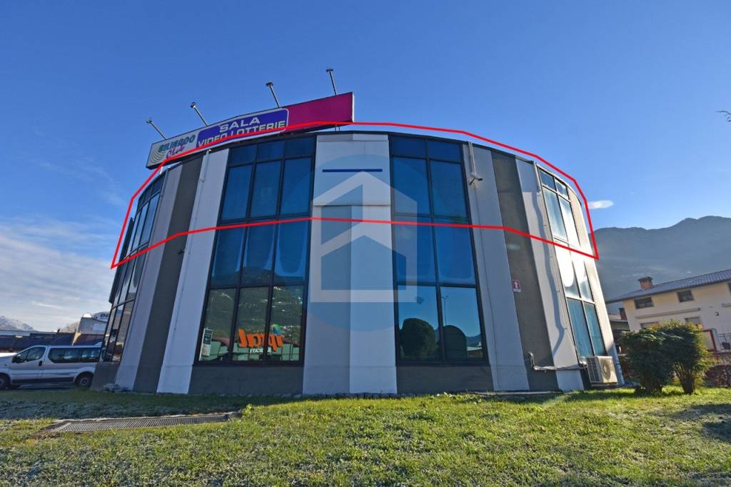 appartamento in affitto a Costa Volpino