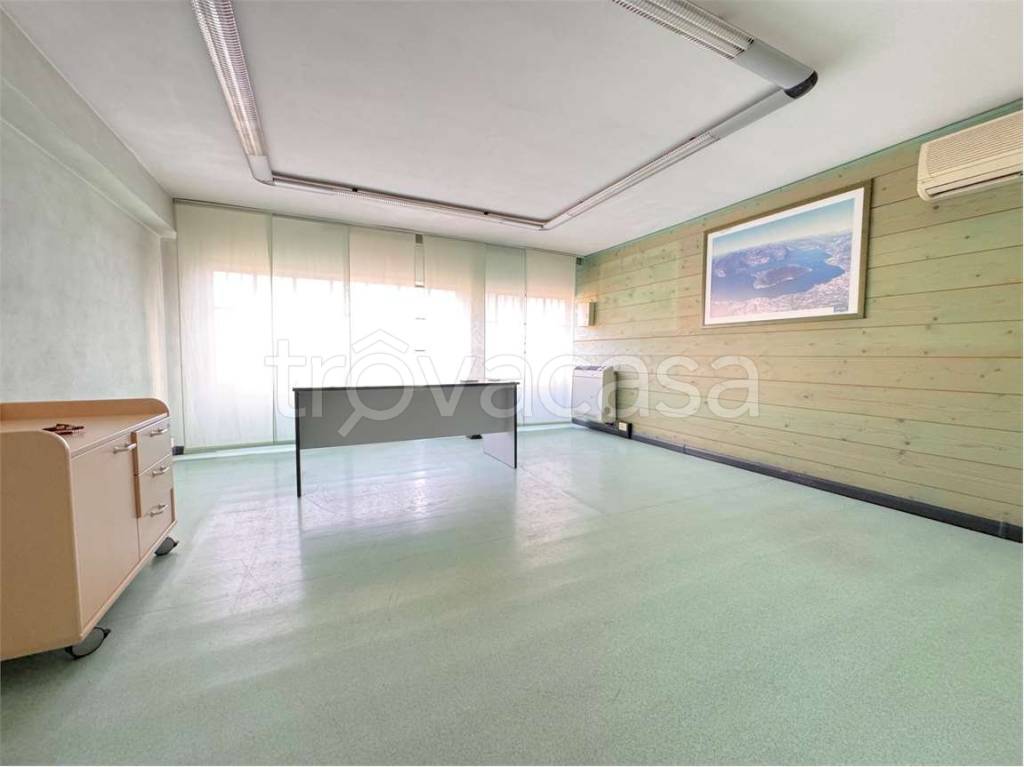 appartamento in affitto a Costa Volpino