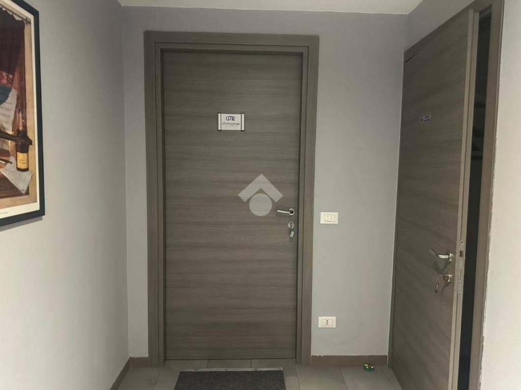 ufficio in affitto a Costa Volpino