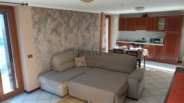 appartamento in affitto a Costa Volpino