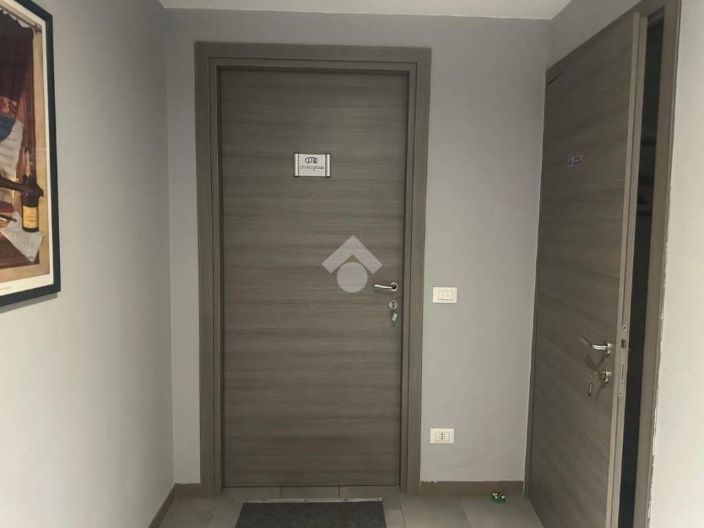 ufficio in affitto a Costa Volpino