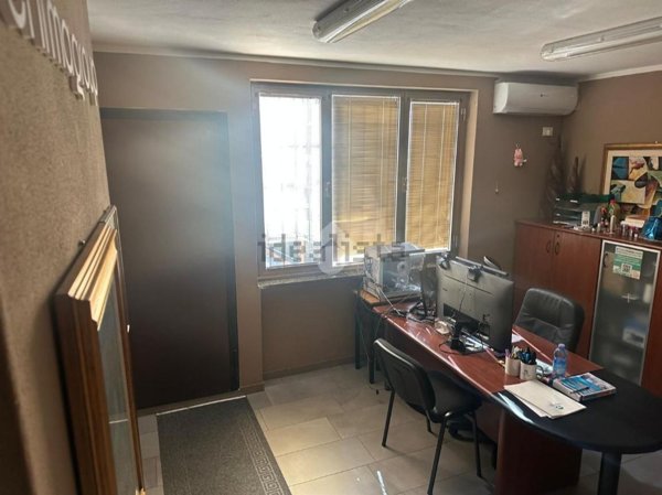 ufficio in affitto a Costa Volpino