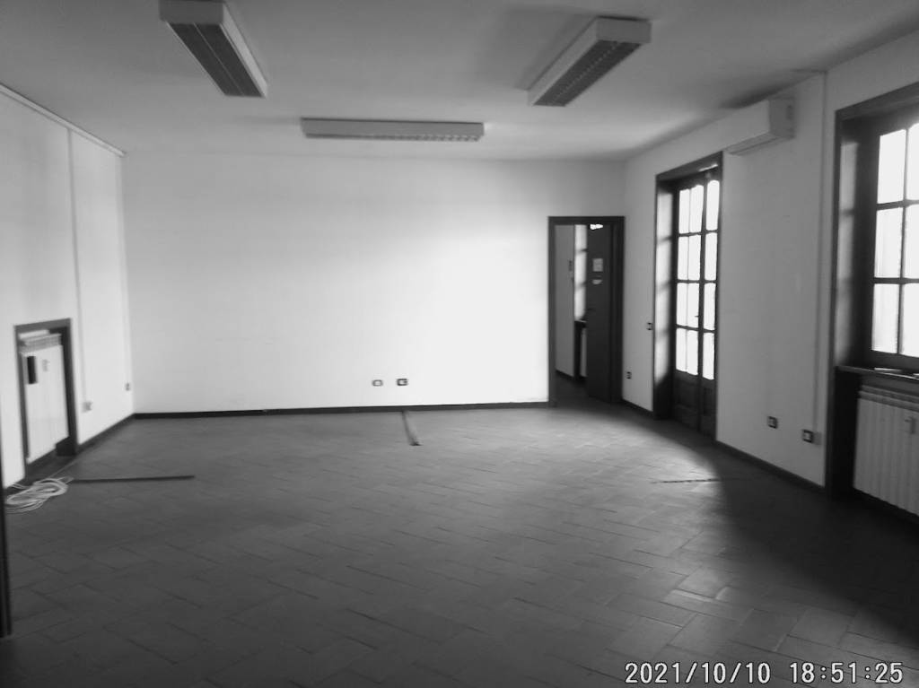 ufficio in affitto a Curno