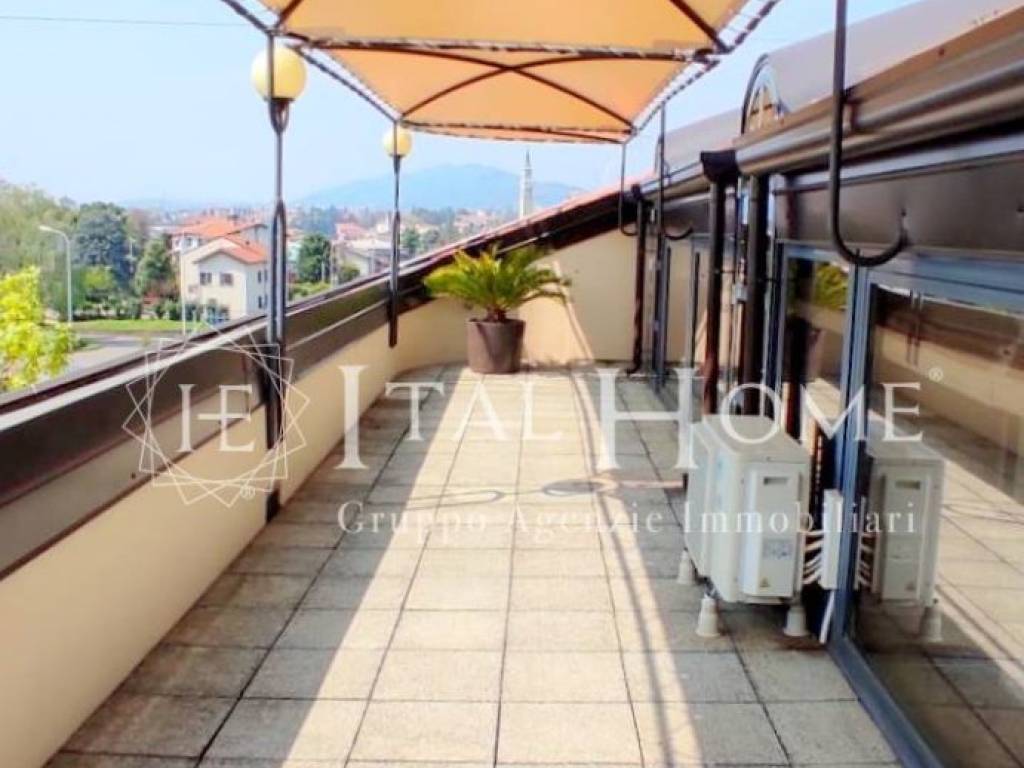 appartamento in affitto a Curno