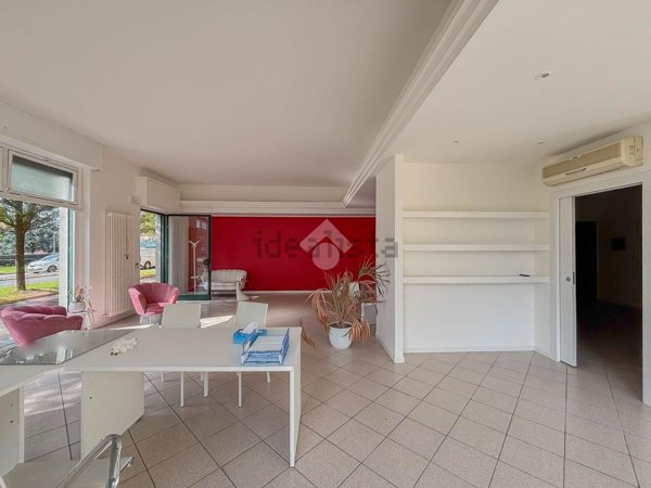 ufficio in affitto a Curno