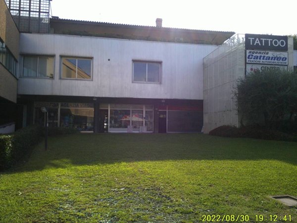negozio in affitto a Curno