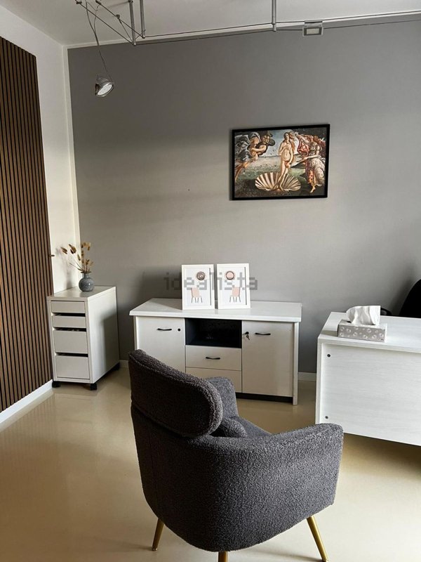 ufficio in affitto a Curno