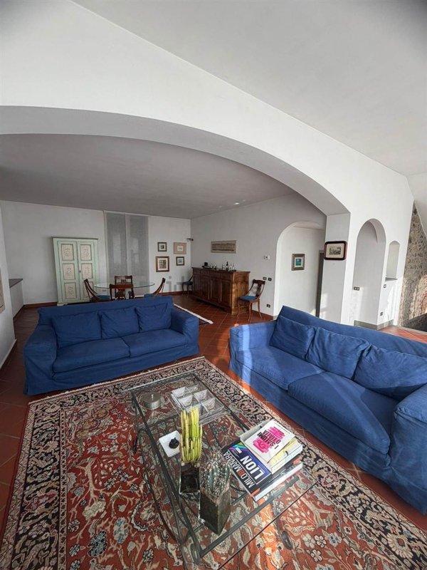 casa indipendente in affitto a Curno