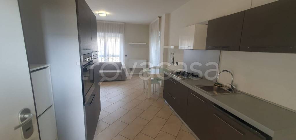 appartamento in affitto a Curno