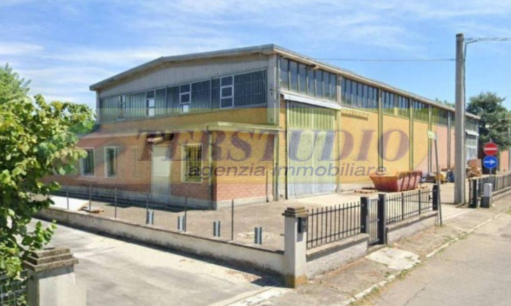 casa indipendente in affitto a Curno