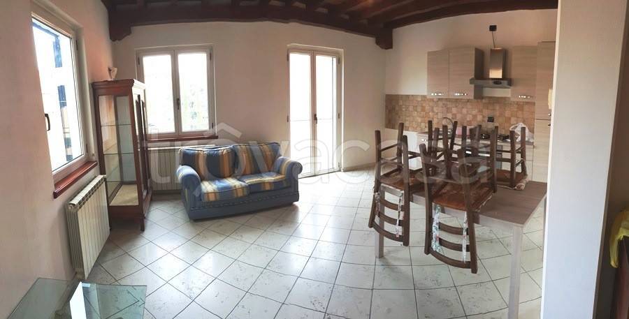 appartamento in affitto a Curno in zona Marigolda
