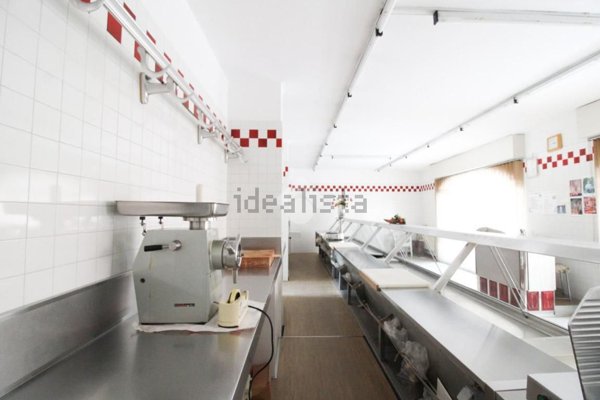 negozio in affitto a Dalmine