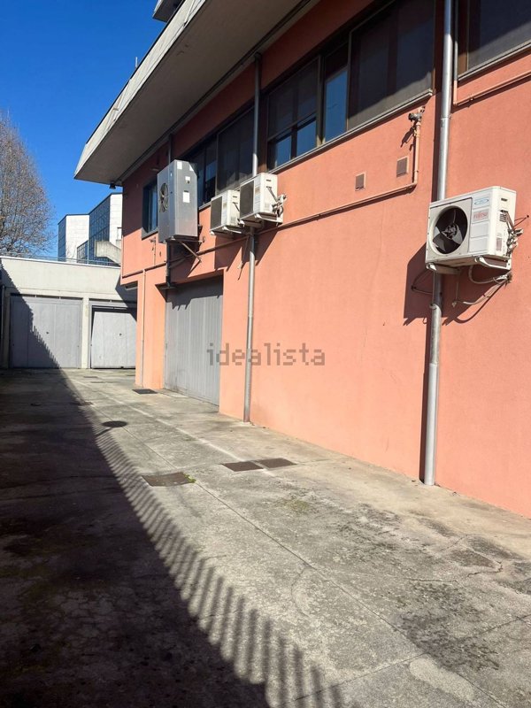 ufficio in affitto a Dalmine