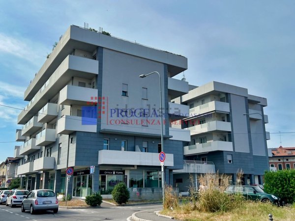 appartamento in affitto a Dalmine in zona Sforzatica Sant'Andrea