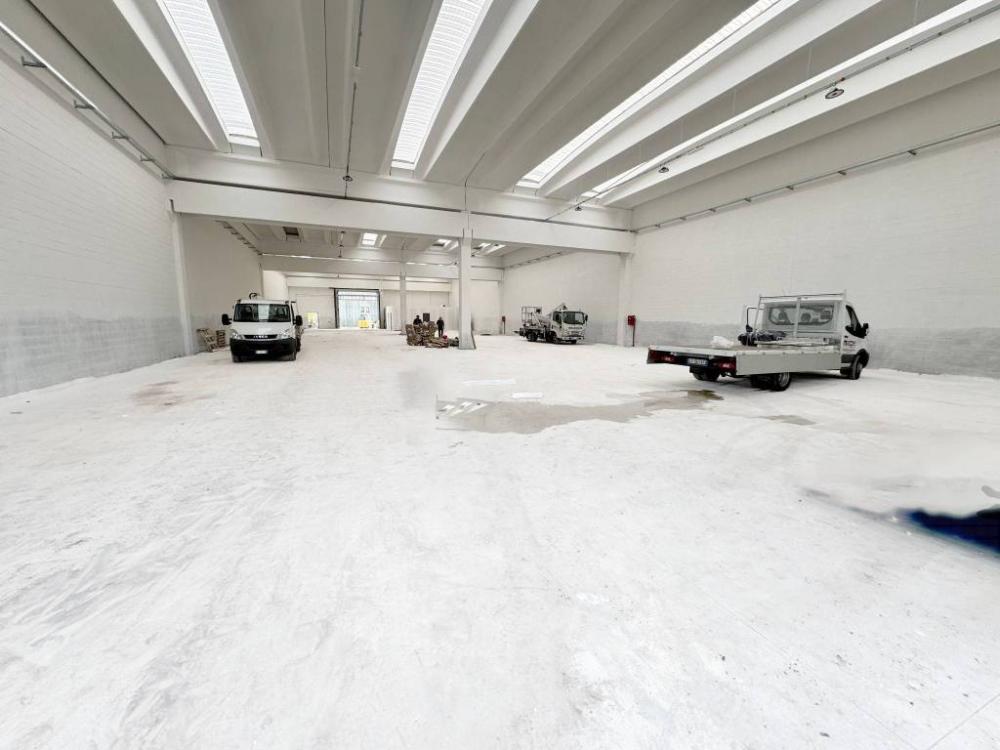 capannone in affitto a Dalmine in zona Guzzanica