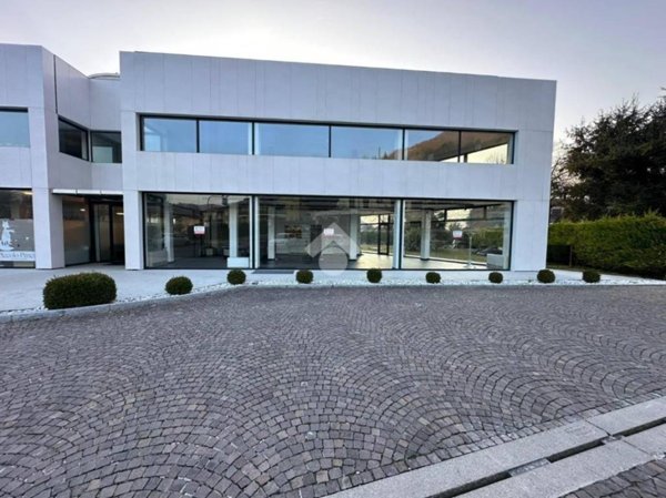 ufficio in affitto ad Endine Gaiano