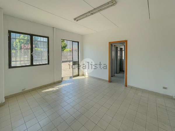 capannone in affitto a Fara Gera d'Adda