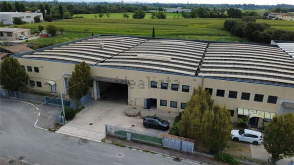 capannone in affitto a Fara Gera d'Adda