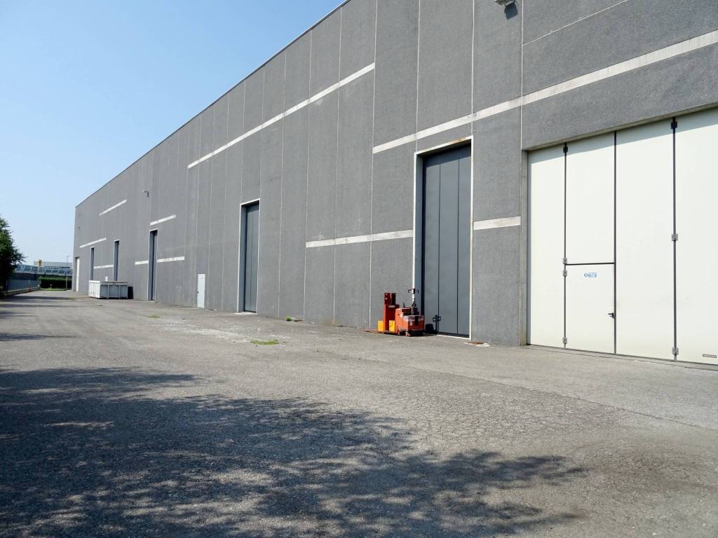 locale commerciale in affitto a Filago