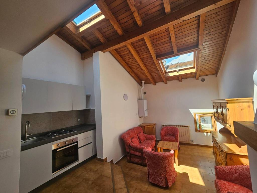 appartamento in affitto a Fino del Monte