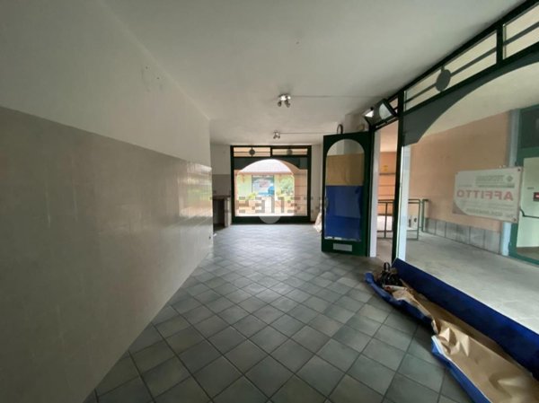 negozio in affitto a Gorlago