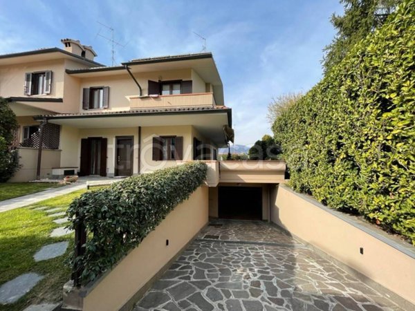 casa indipendente in affitto a Gorle