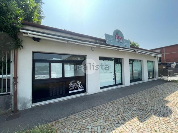 locale di sgombero in affitto a Gorle