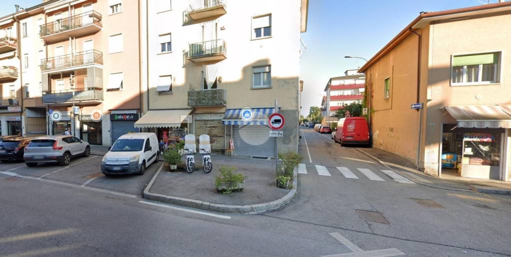 negozio in affitto a Gorle