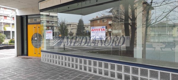 negozio in affitto a Gorle