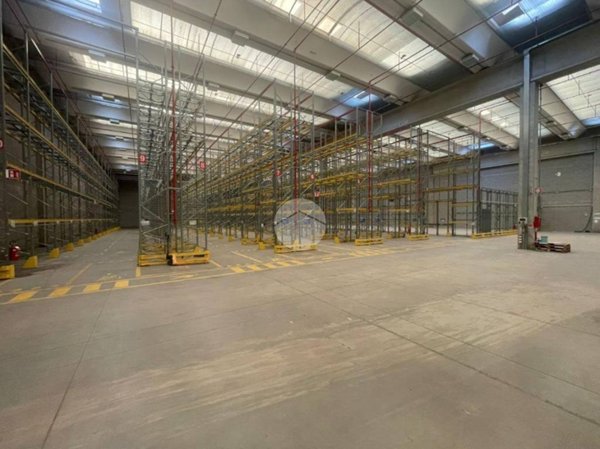 capannone in affitto a Grassobbio