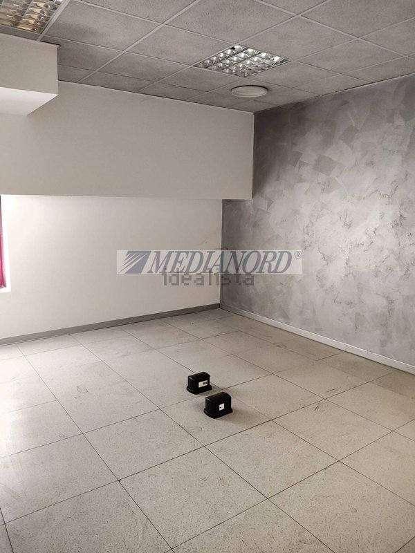 capannone in affitto a Grassobbio