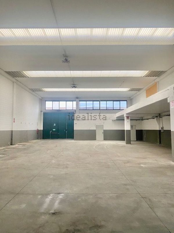 capannone in affitto a Grassobbio