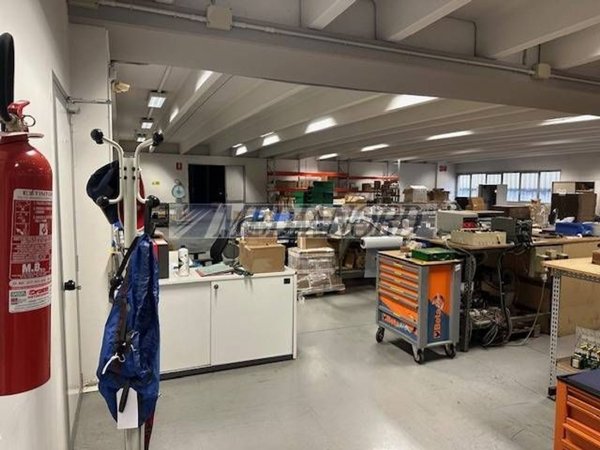 capannone in affitto a Grassobbio