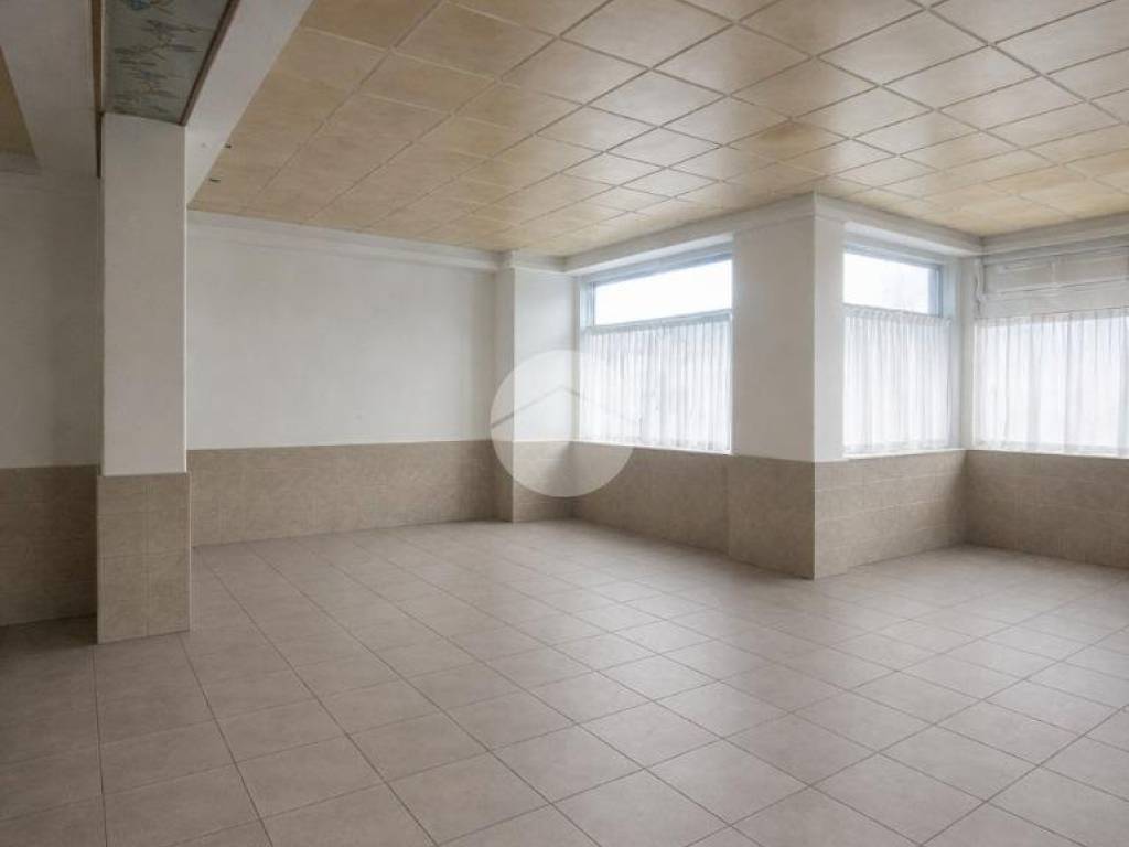 negozio in affitto a Grassobbio