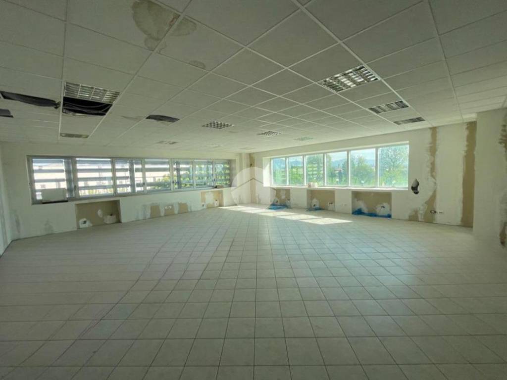 ufficio in affitto a Grassobbio