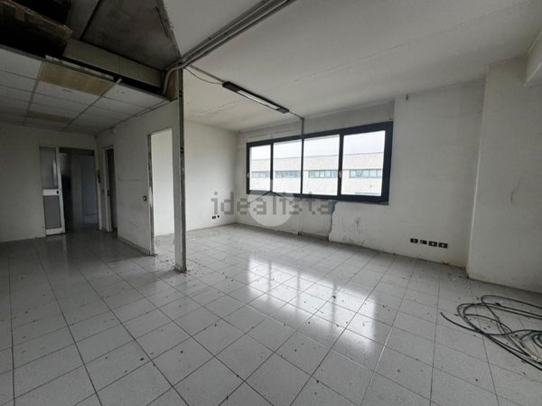 capannone in affitto a Grassobbio