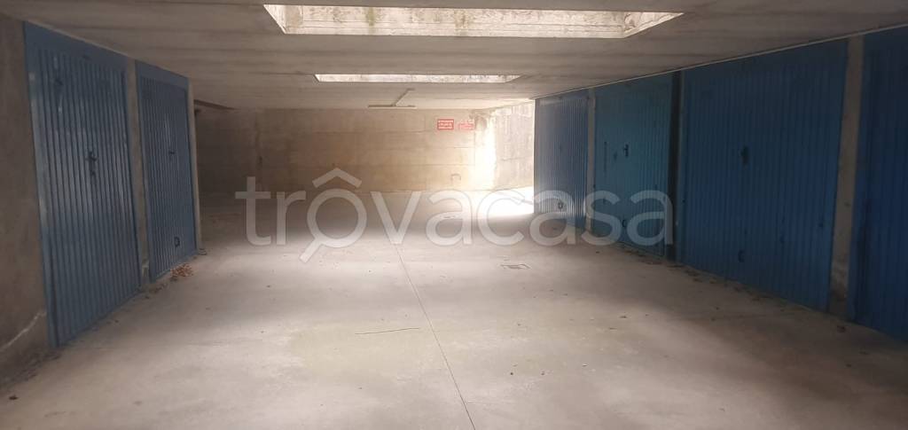 box auto in affitto a Grassobbio