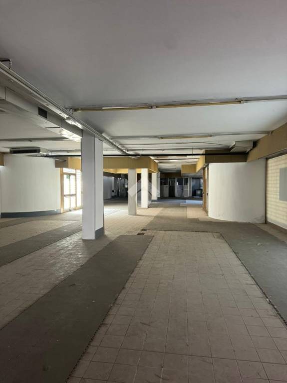 negozio in affitto a Grumello del Monte