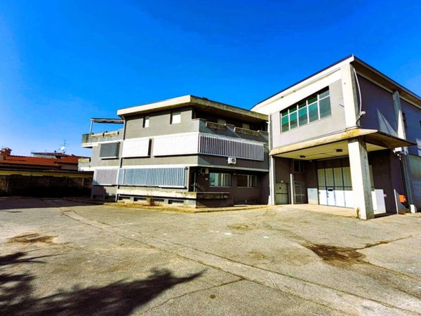 locale commerciale in affitto a Lallio