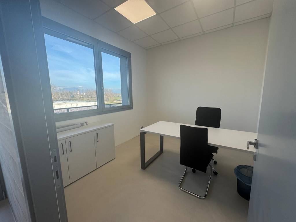 ufficio in affitto a Lallio