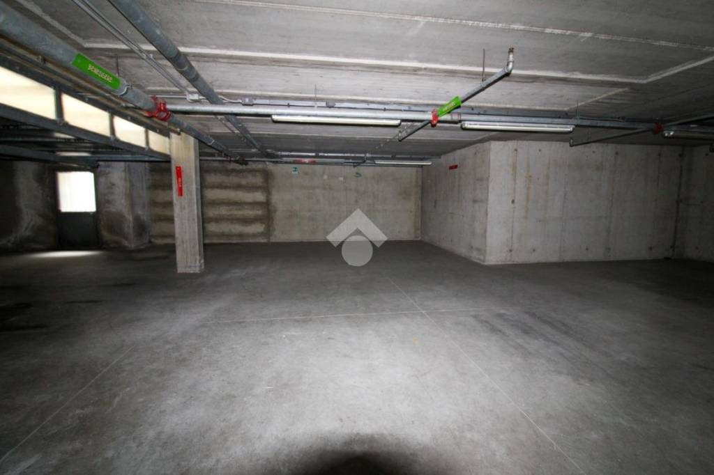 locale commerciale in affitto a Lallio