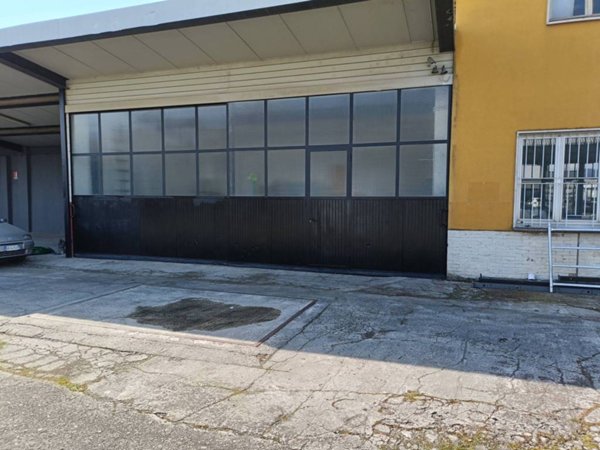 locale commerciale in affitto a Lallio