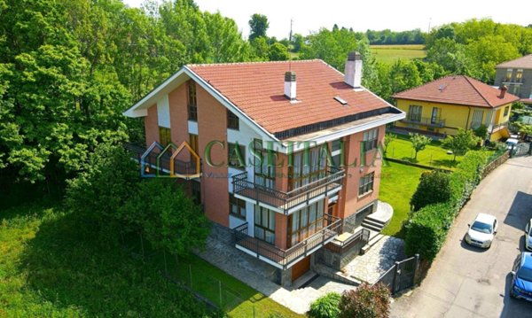casa indipendente in affitto ad Alpignano
