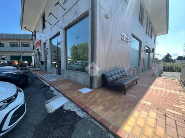 negozio in affitto ad Alpignano