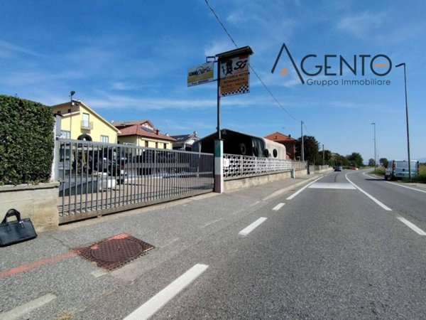 negozio in affitto ad Alpignano