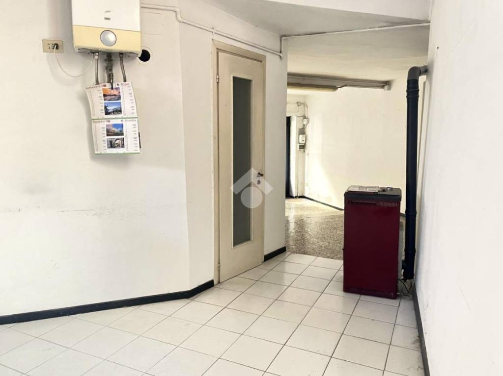 negozio in affitto a Lovere